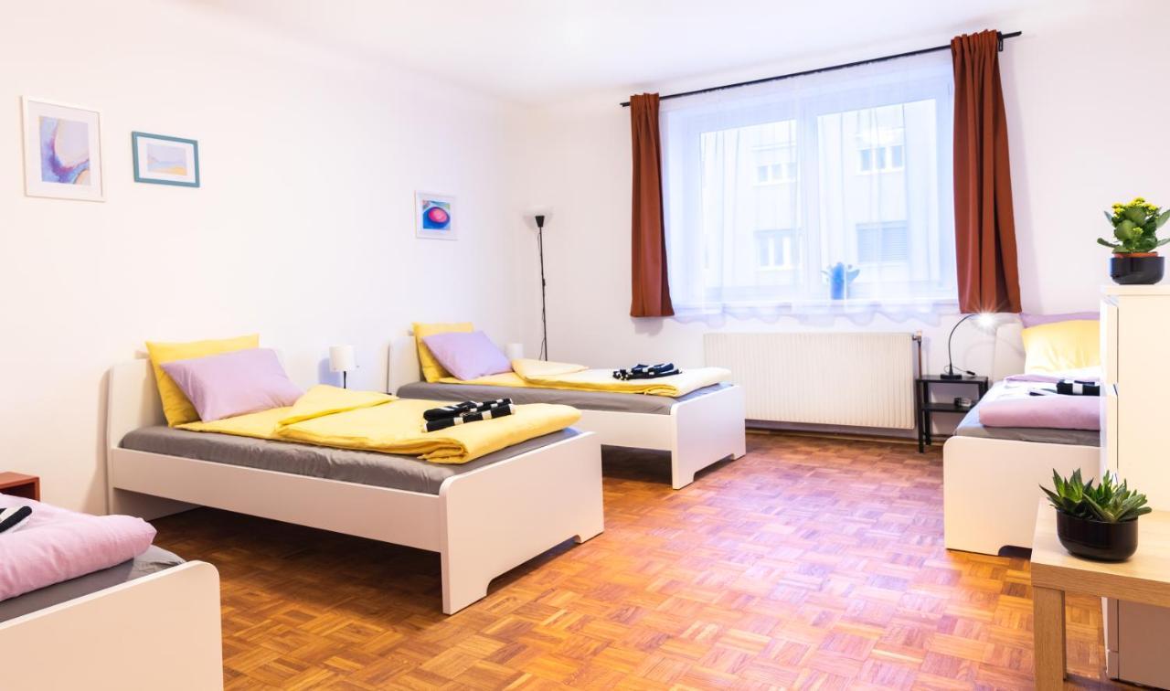 Pal'S Favoriten Apartment Viena Exterior foto